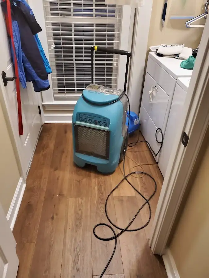 Commercial dehumidifier deployed for Flood Damage Cleanup in Wonder Lake